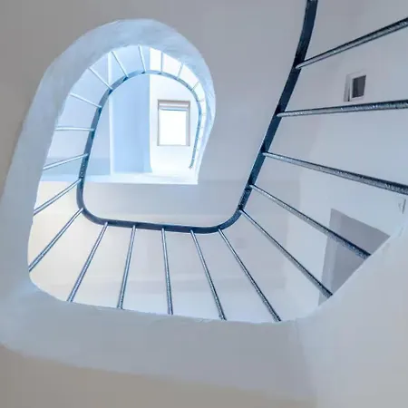 Le Bernardin Duplex - Proche Place Nationale アパート アンティーブ